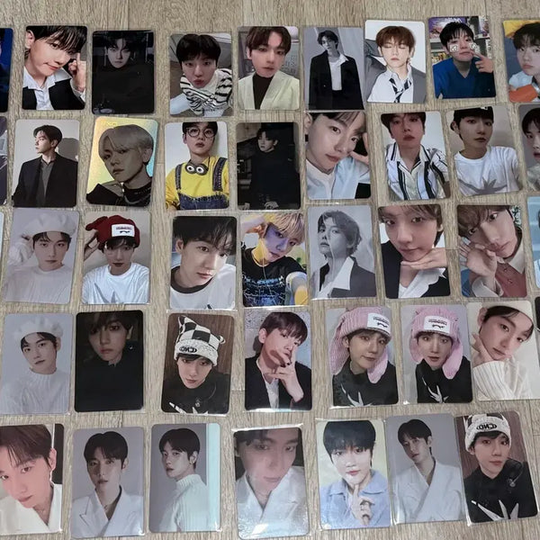 [BUNJANG] Baekhyun Photocard Bundle Set / 백현 포토카드 + 엑소 멤버들 일괄양도입니다