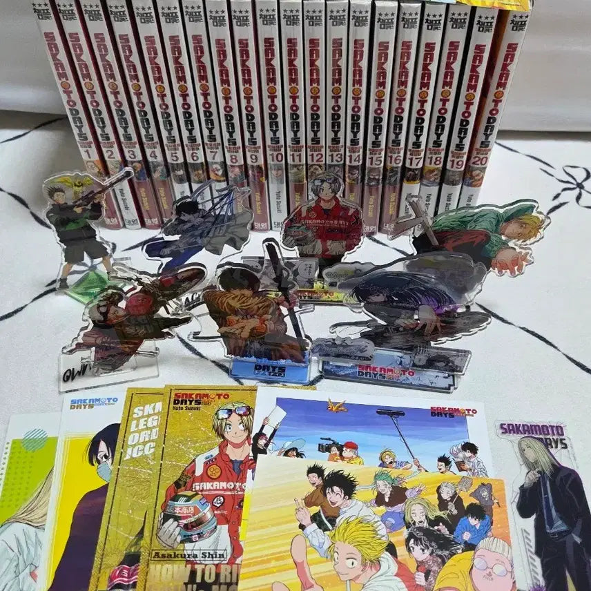 [BUNJANG] Sakayomo Days Manga Set with Acrylic Stand and Postcard Set / 사카모토 데이즈 만화책 + 아크릴 스탠드 + 엽서 세트