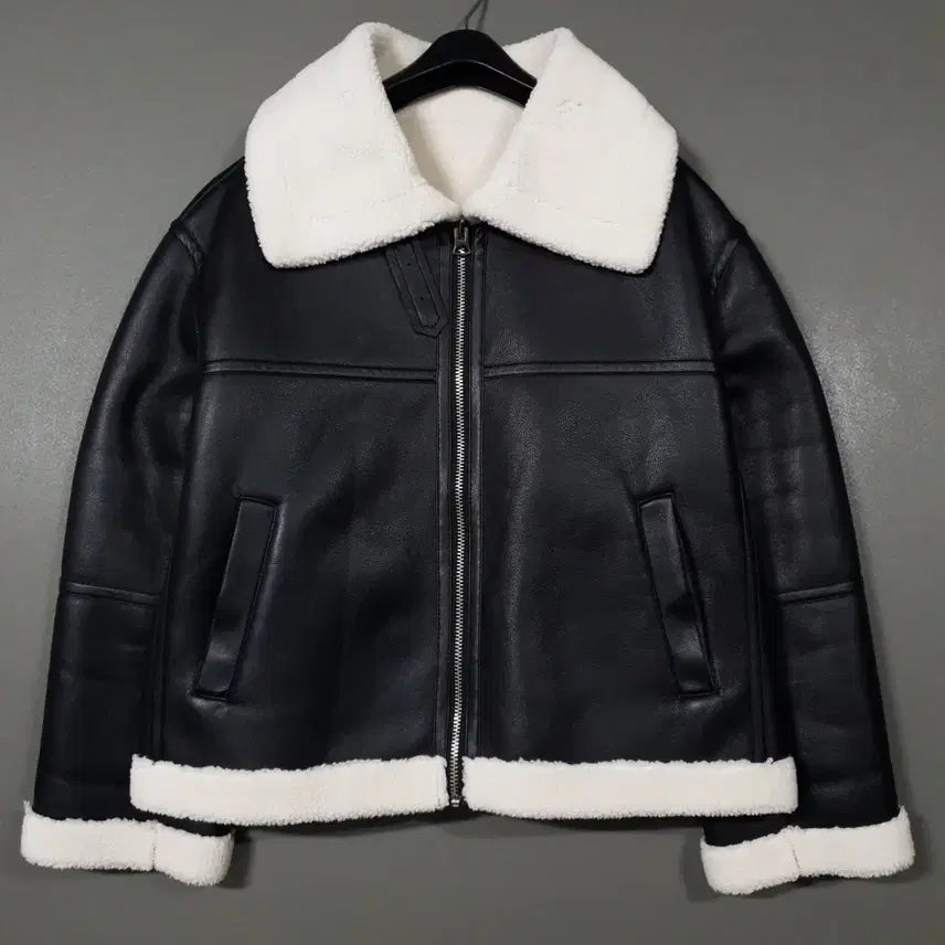 [BUNJANG] Plastic Island 21FW Black Faux Leather Shearling Jacket with Contrast Trim / 여성 M) 플라스틱아일랜드 신형 21FW 빅카라 띠배색 레자 무스탕 자켓 블랙