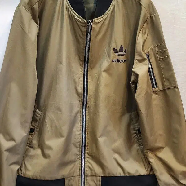 [BUNJANG] Adidas Jumper Size 105 / 아디다스 105 사이즈 점퍼입니다
