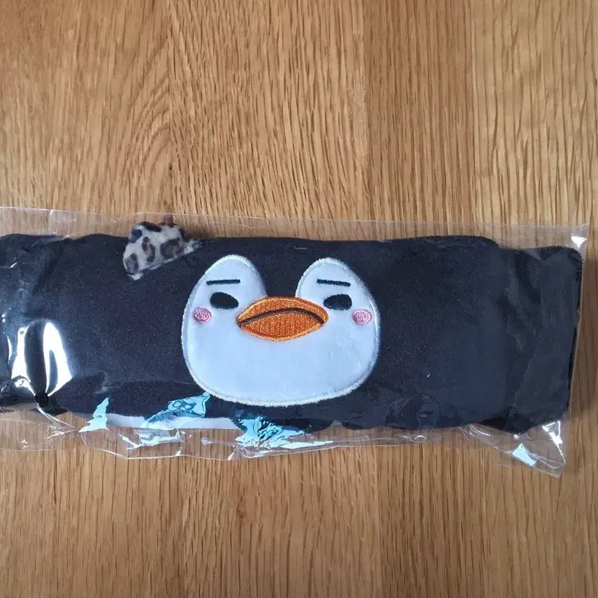 [BUNJANG] Penguin Character Headband / 펭펭이 헤어밴드