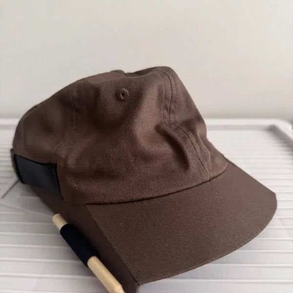 [BUNJANG] Normie Brown Ball Cap Pen Holder / 브라운 볼캡 펜홀더 /normie