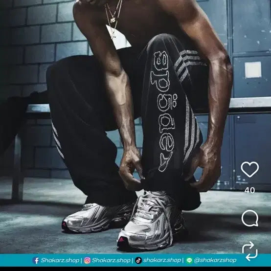 [BUNJANG] Adidas x Spider Rhinestone Track Pants Black (US M) / 아디다스 x 스파이더 라인스톤 트랙 팬츠 블랙 (us m) 새상품