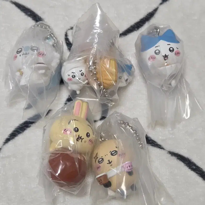 [BUNJANG] Chiikawa Tabemono Gacha Series 3 Figure Keychain Bundle Set / 치이카와 타베모노 가챠 3탄 피규어 키링 새상품 일괄