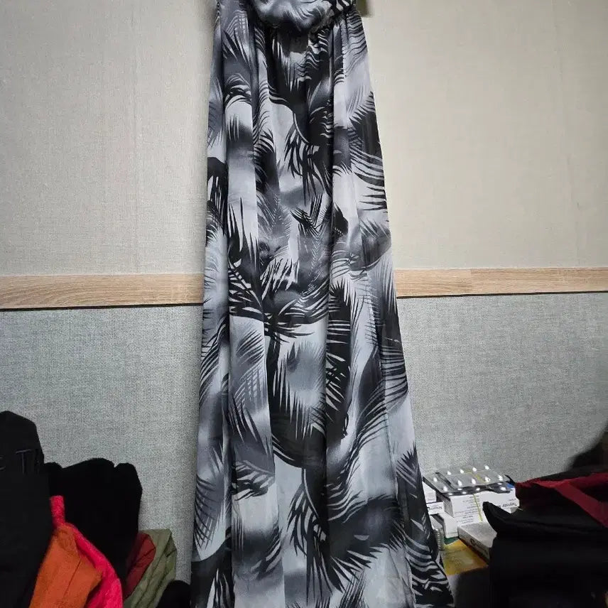 [BUNJANG] H&M Divided Palm Tree Pattern Long Dress / 롱 원피스 야자수 패턴