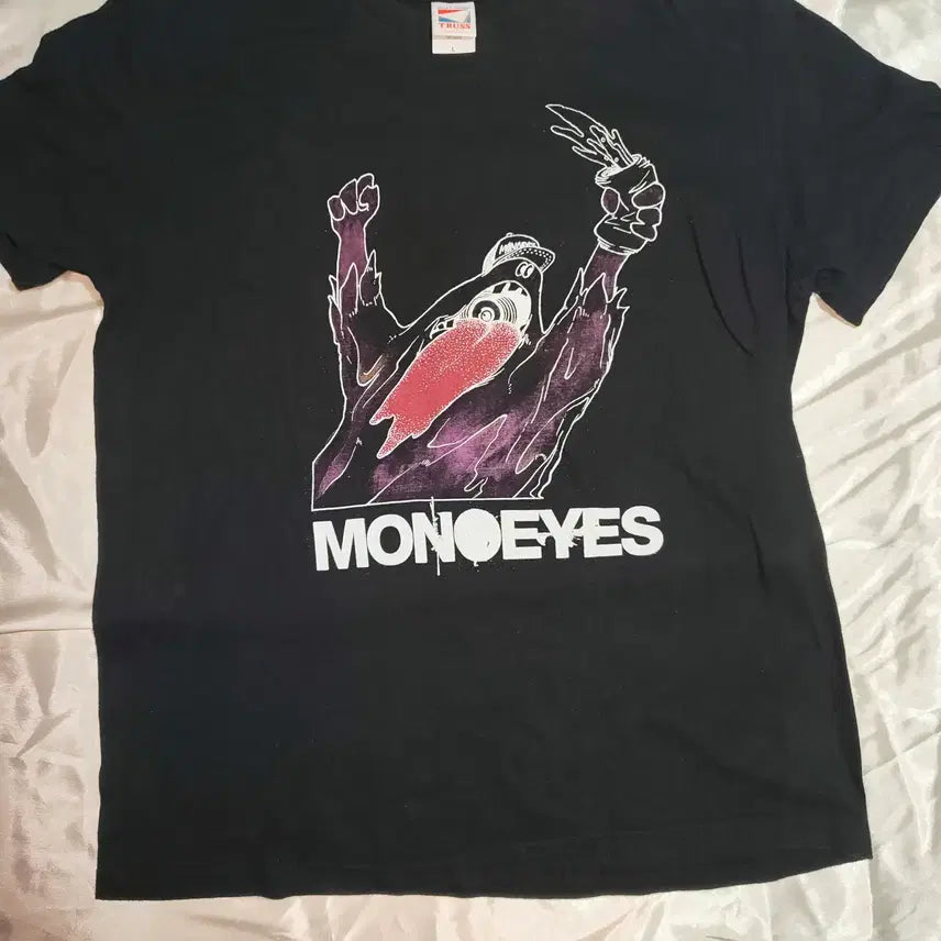 [BUNJANG] Truss Monster Character T-shirt / [중고/택포]트러스 truss 몬스터 캐릭터 반팔티셔츠