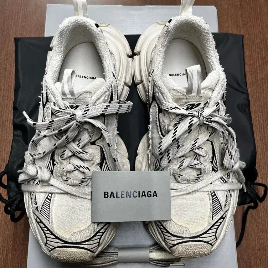 [BUNJANG] Balenciaga 3XL Grey / 발렌시아가 3XL 그레이