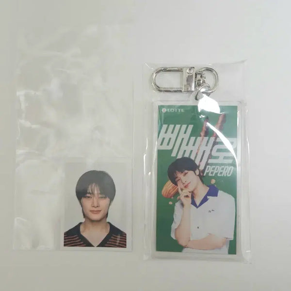 [BUNJANG] Stray Kids Pepero I.N Bundle Set Keyring ID Photo MD Merch POB / [미개봉] 스트레이키즈 빼빼로 아이엔 키링 증사 증명사진 엠디 굿즈 특전 stray kids pepero i.n keyring id photo md merch