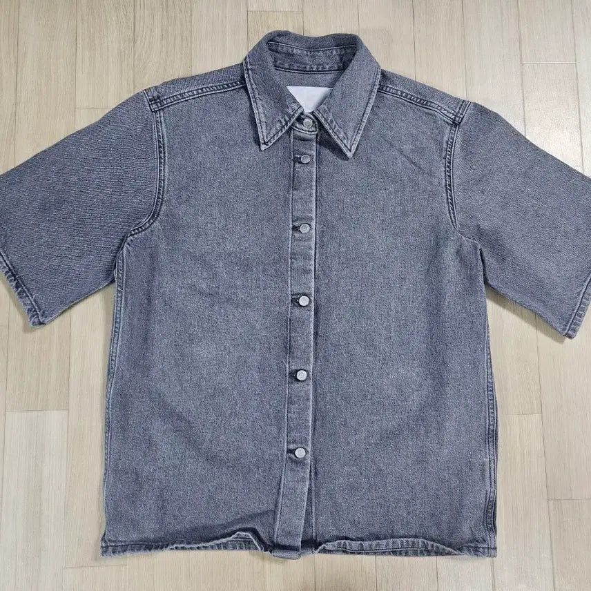 [BUNJANG] COS Denim Short Sleeve Shirt Grey / [COS] 코스 데님 반팔 셔츠 그레이 36