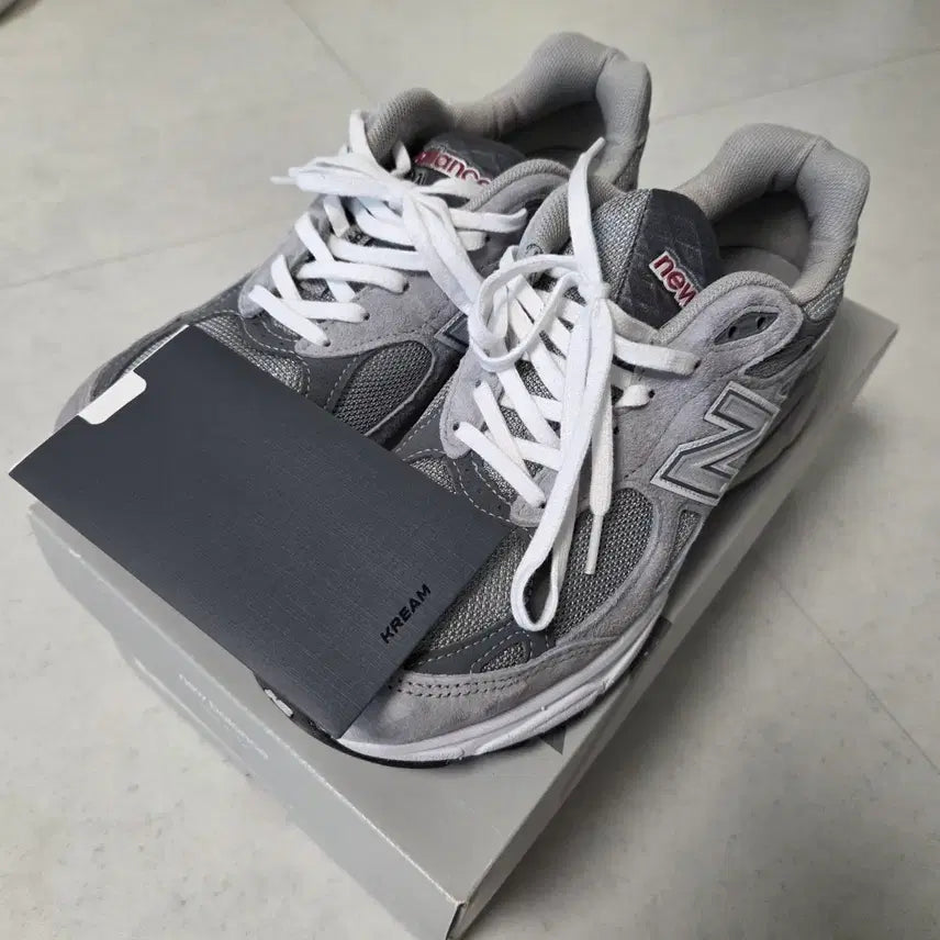 [BUNJANG] New Balance 990v3 Sneakers / 뉴발란스 990 v3 260D