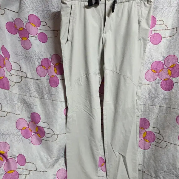 [BUNJANG] Mountia Women's Premium Hiking Pants Beige Size 30 / 마운티아 여성 프레미엄 등산바지 베이지 30