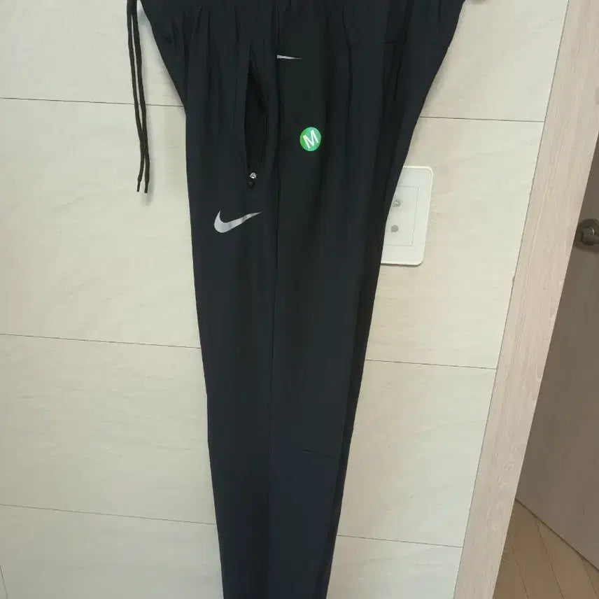 [BUNJANG] Nike Summer Cooling Functionality Pants M New / 나이키 여름용  기능성 냉감팬츠 M 새상품