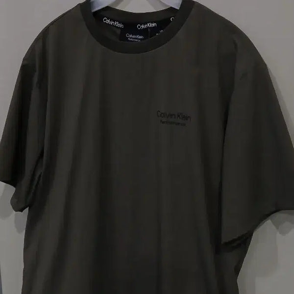 [BUNJANG] Calvin Klein Performance T-Shirt Olive S/P Cotton Blend / 캘빈클라인 퍼포먼스 티셔츠S/P 올리브 바스락재질 상태좋음