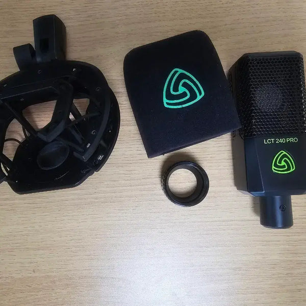 [BUNJANG] Lewitt LCT 240 PRO Condenser Microphone with Shock Mount and Pop Filter Set / Lewitt LCT 240 PRO 마이크 + 쇼크마운트, 팝필터