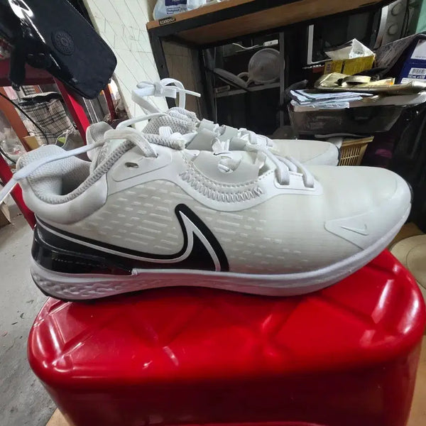 [BUNJANG] Nike Air Max Golf Shoes White Black / 나이키 에어맥스 골프화 화이트 블랙