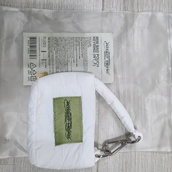 [BUNJANG] SEVENTEEN World Tour 'RIGHT HERE' Mini Bag Pouch Keyring / 세븐틴 (미니 백 파우치 키링)