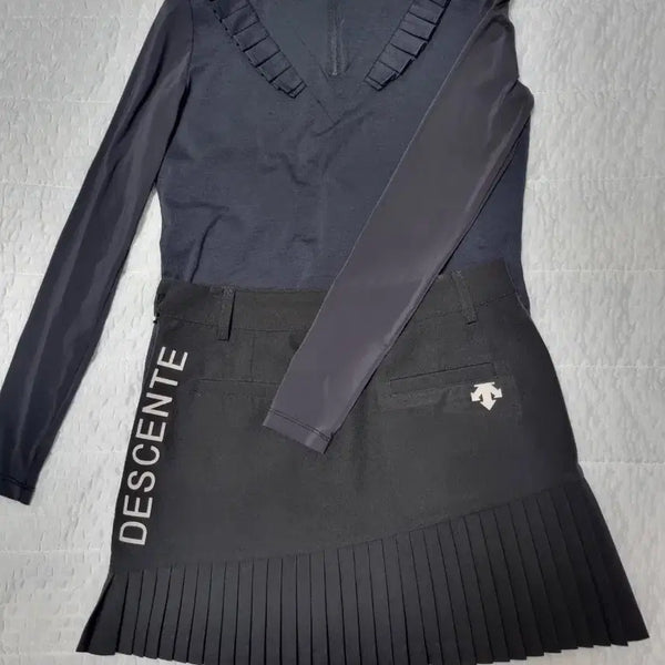 [BUNJANG] Paris Gates Women's Short Sleeve Top & Descente Skirt Set / 여성 골프 웨어