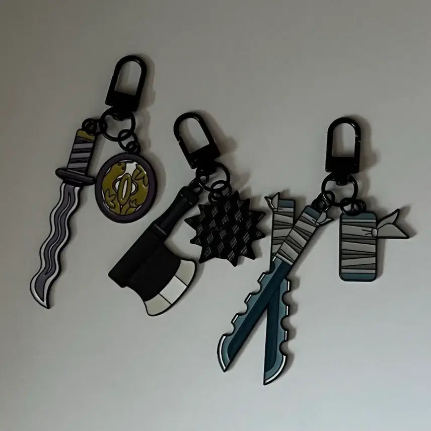 [BUNJANG] Megabox Demon Slayer: Kimetsu no Yaiba Nichirin Sword Keychain Set (Obanai, Inosuke, Gyomei) / 메가박스 귀멸의칼날 일륜도 키링 이구로 이노스케 교메이
