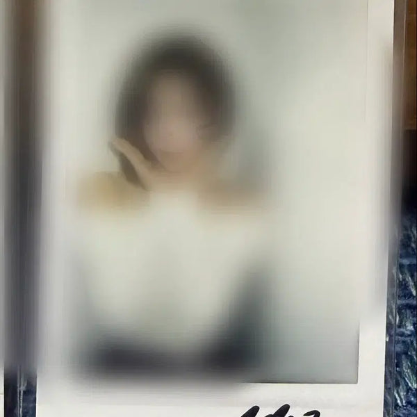 [BUNJANG] tripleS Kim Na-kyung Signed Polaroids Lucky Draw / 트리플에스 250627 김나경 싸인 폴라로이드 양도 싸폴 싸인 팬싸