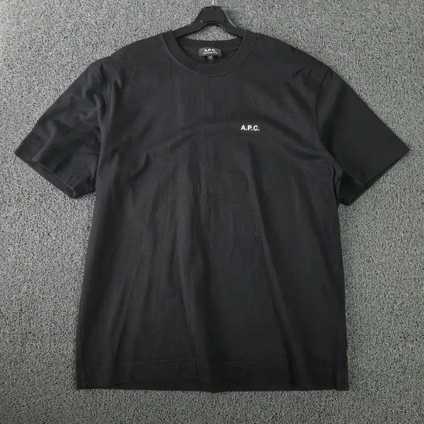 [BUNJANG] A.P.C. (A.P.C.) Logo Short Sleeve T-Shirt Black / A.P.C. 아페쎄 반팔티 블랙