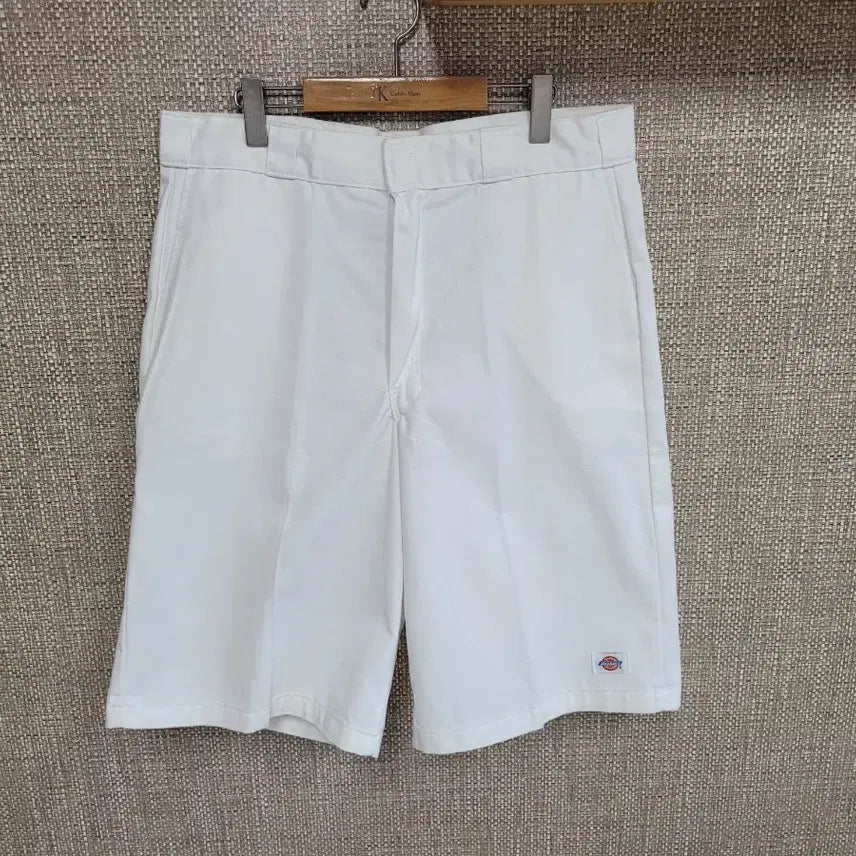 [BUNJANG] Dickies 36-inch Pocket Work Shorts Chicano Hip Hop Old School / 36인치 디키즈 포켓 반바지 워크 팬츠 치카노 힙합 올드스쿨
