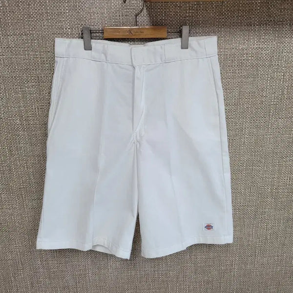[BUNJANG] Dickies 36-inch Pocket Work Shorts Chicano Hip Hop Old School / 36인치 디키즈 포켓 반바지 워크 팬츠 치카노 힙합 올드스쿨