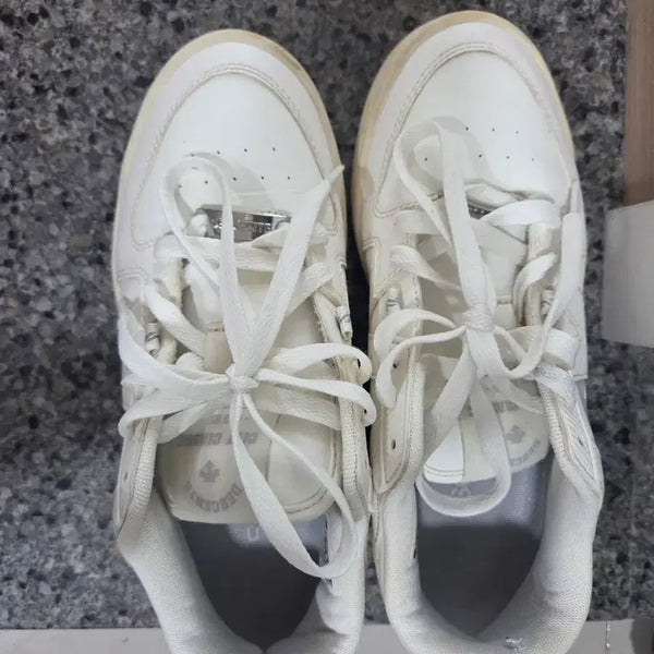 [BUNJANG] Descente White Sneakers / 데상트 스니커즈 화이트