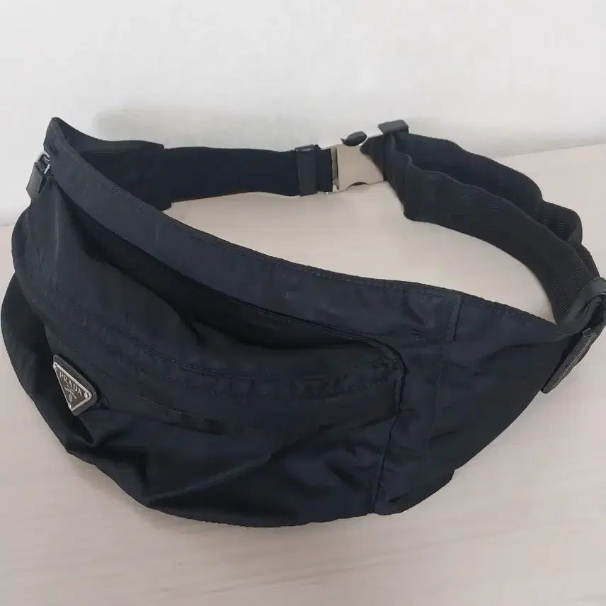 [BUNJANG] Black Nylon Hip Pack / Belt Bag / 블랙 나일론 힙색 / 벨트백