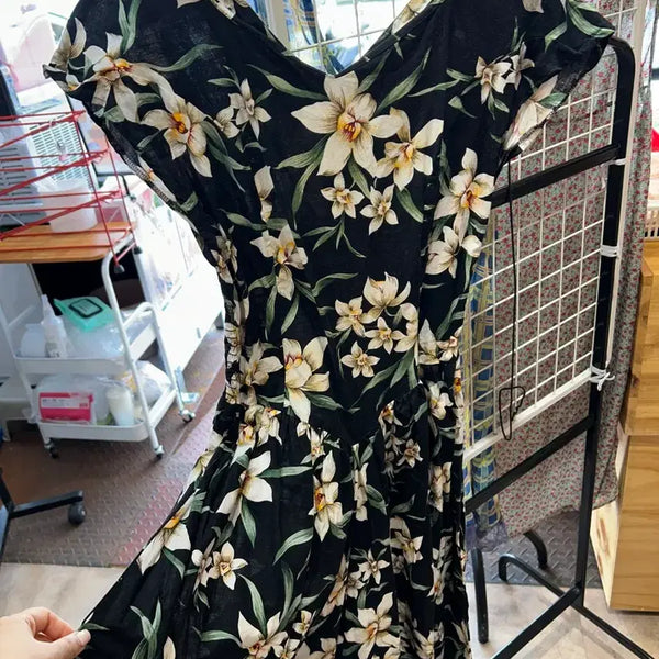 [BUNJANG] Black Floral Pattern Dress / 블랙 플로럴 패턴 원피스