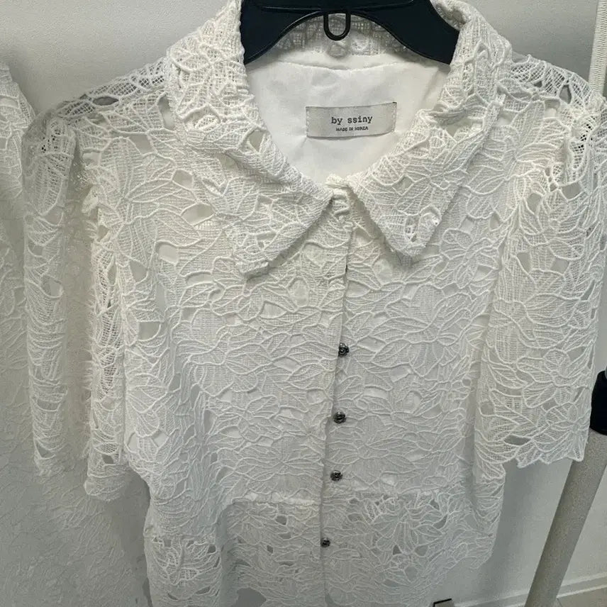 [BUNJANG] Bicini Lace Set Up (Size 44) / 바이씨니 레이스 셋업(44)