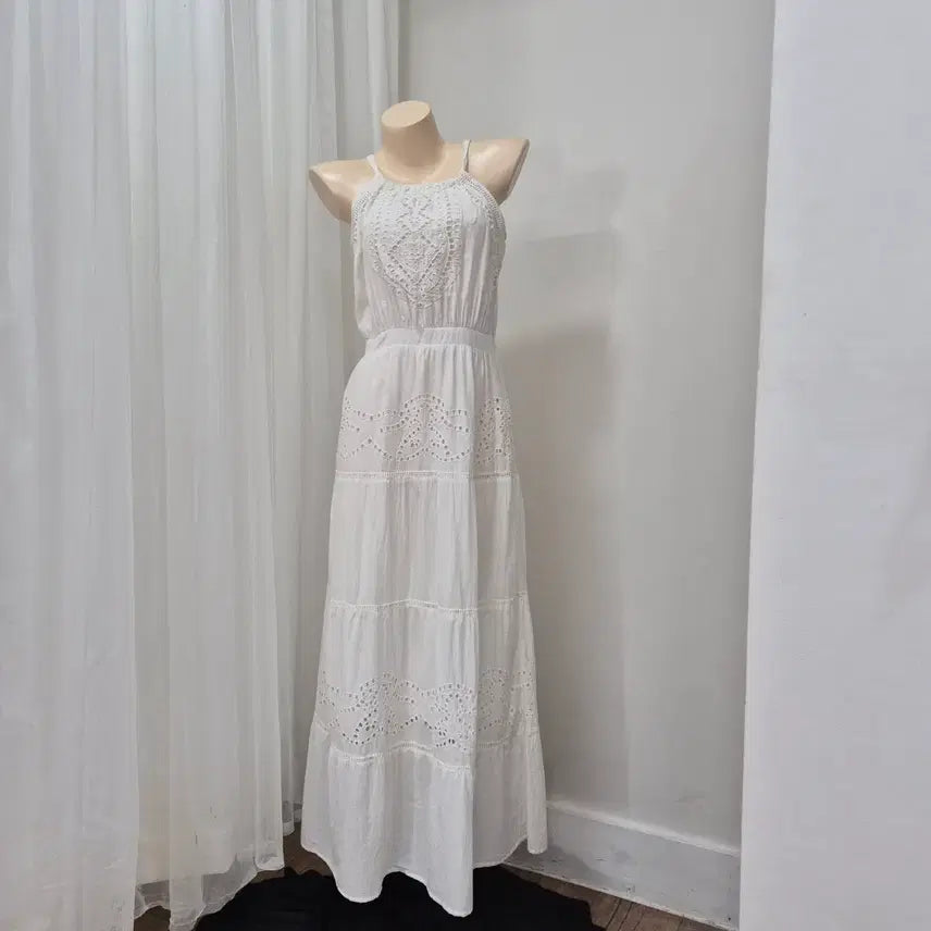 [BUNJANG] MIXXO White Maxi Long Dress / 미쏘 화이트 맥시 원피스 롱 원피스