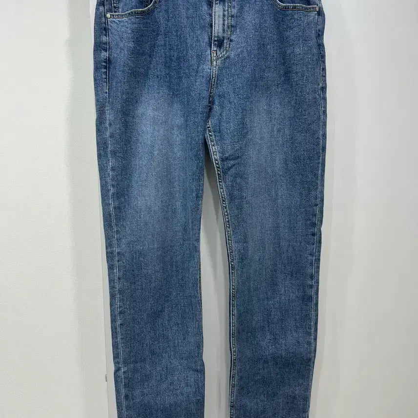 [BUNJANG] DKNY Basic Blue Denim Slim Straight Jeans / [34] DKNY 기본 블루 데님