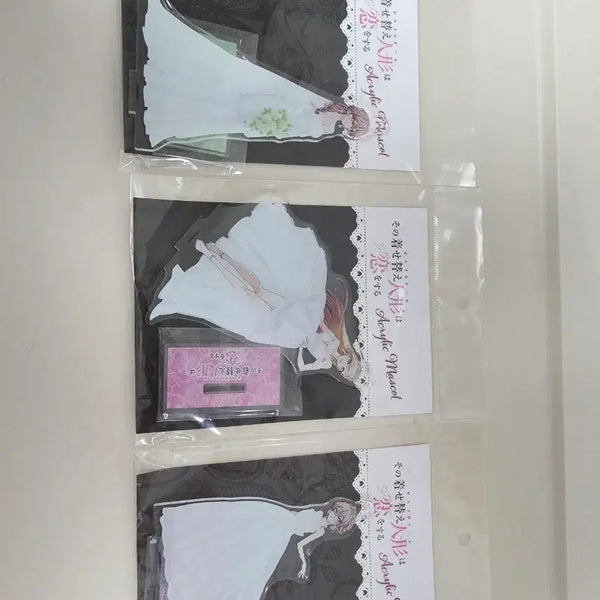 [BUNJANG] The Bisque Doll Loves Wedding Acrylic Stand Set (3 Types) / 그 비스크 돌은  사랑을 한다 웨딩 아크릴 스탠드 3종
