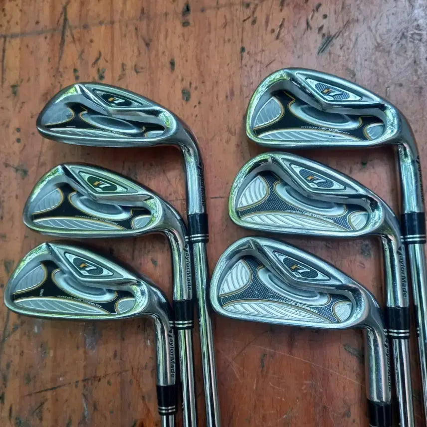 [BUNJANG] TaylorMade r7 Steel Iron Set (6 Clubs, Flex R) - Practice Edition / 테일러메이드 r7 아이언 6개 세트 (Flex R / 극강 가성비 연습용)