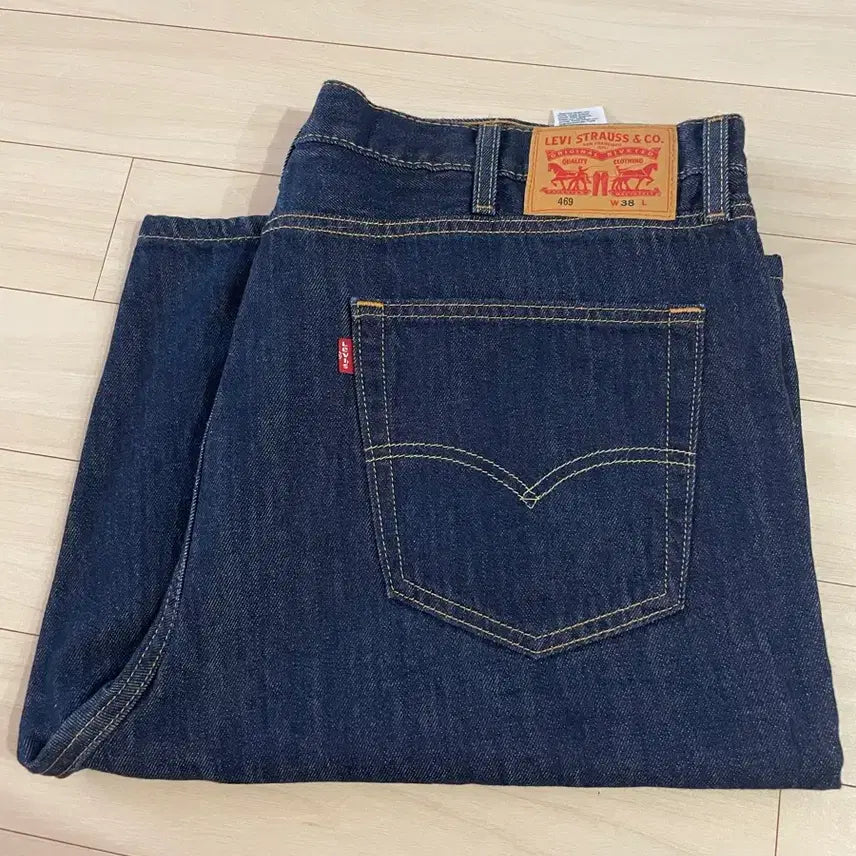 [BUNJANG] Levi's Loose Fit Denim Shorts / (새상품) 리바이스 루즈핏 데님 쇼츠