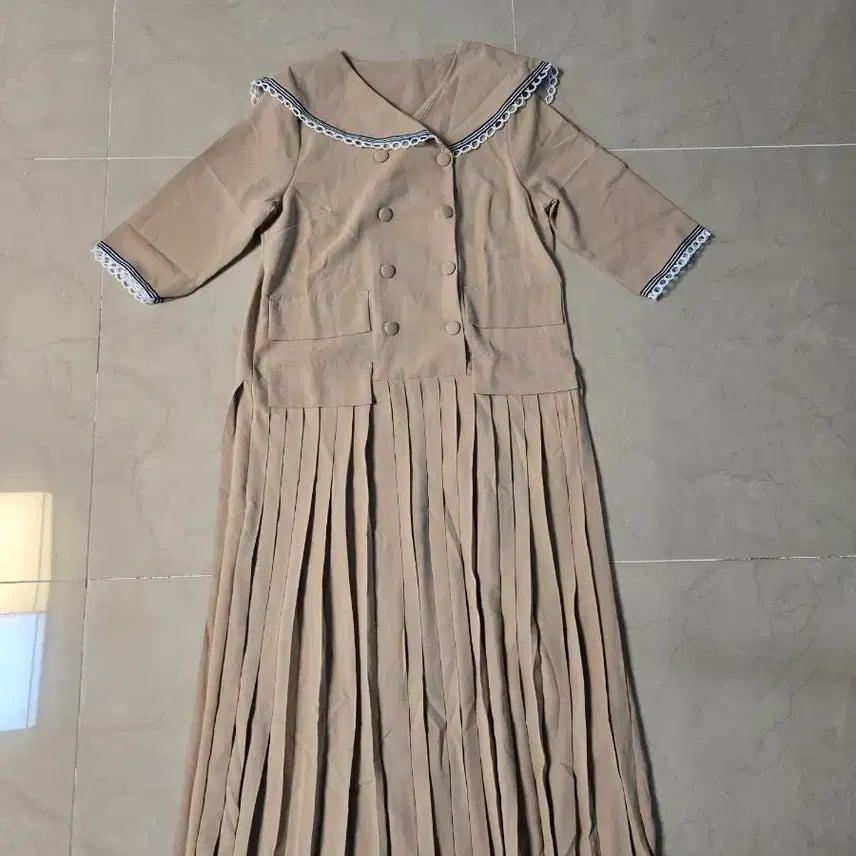 [BUNJANG] Beige Sailor Collar Pleated Dress / 베이지 세일러 카라 플리츠 원피스