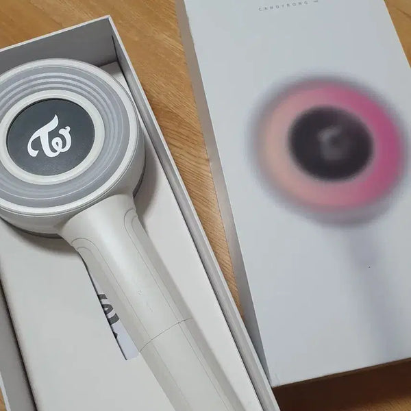 [BUNJANG] TWICE Candy Bong Lightstick / 트와이스 응원봉 캔디봉 판매 양도