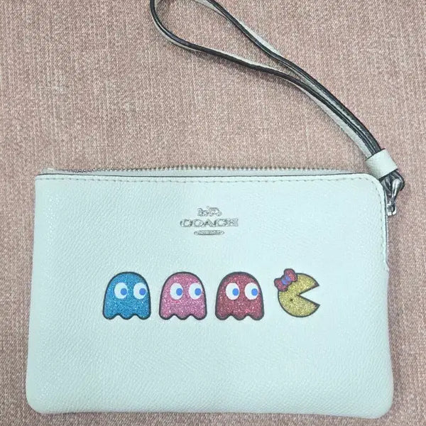 [BUNJANG] Coach X Pac-Man Limited Edition Glitter Corner Zip Wristlet Pouch / 코치 X 팩맨 한정판 글리터 코너 지퍼 리스트렛 파우치