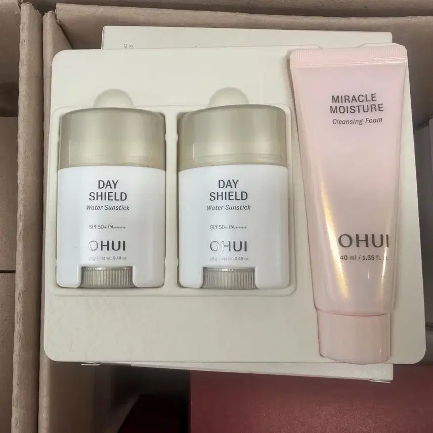 [BUNJANG] Ohui Day Shield Water Sun Stick Special Set with Miracle Moisture Cleansing Foam / 오휘 데이쉴드 워터 선스틱 2개+미라클 모이스처 클렌징폼