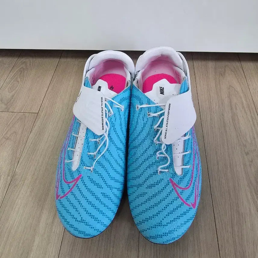 [BUNJANG] Nike Phantom GT2 Flyknit Elite MG Soccer Cleats (255) / 나이키팬텀GT2 플라이이지 MG DH9638-446 (255)새제품