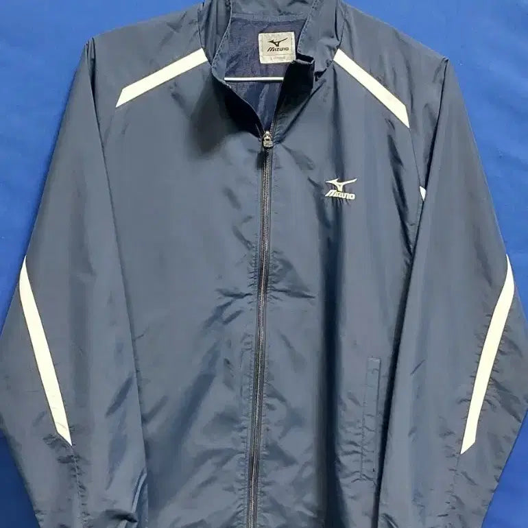 [BUNJANG] Mizuno Windbreaker Navy White Line Size 100 / 미즈노 바람막이 네이비 흰색 라인. 100