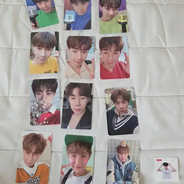 [BUNJANG] Kim Sung Kyu Bundle Set Photocard & Sticker / 성규 포카 12장