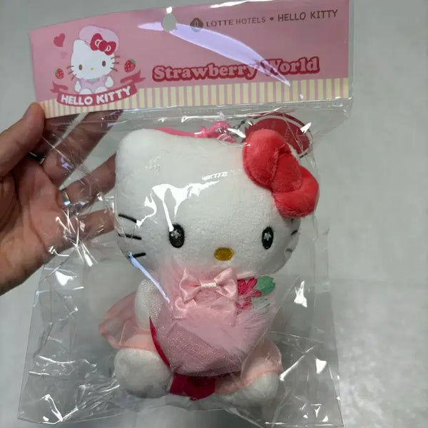 [BUNJANG] Hello Kitty Lotte World Limited Edition Doll Keychain / 헬로키티 롯데월드 인형키링 한정판