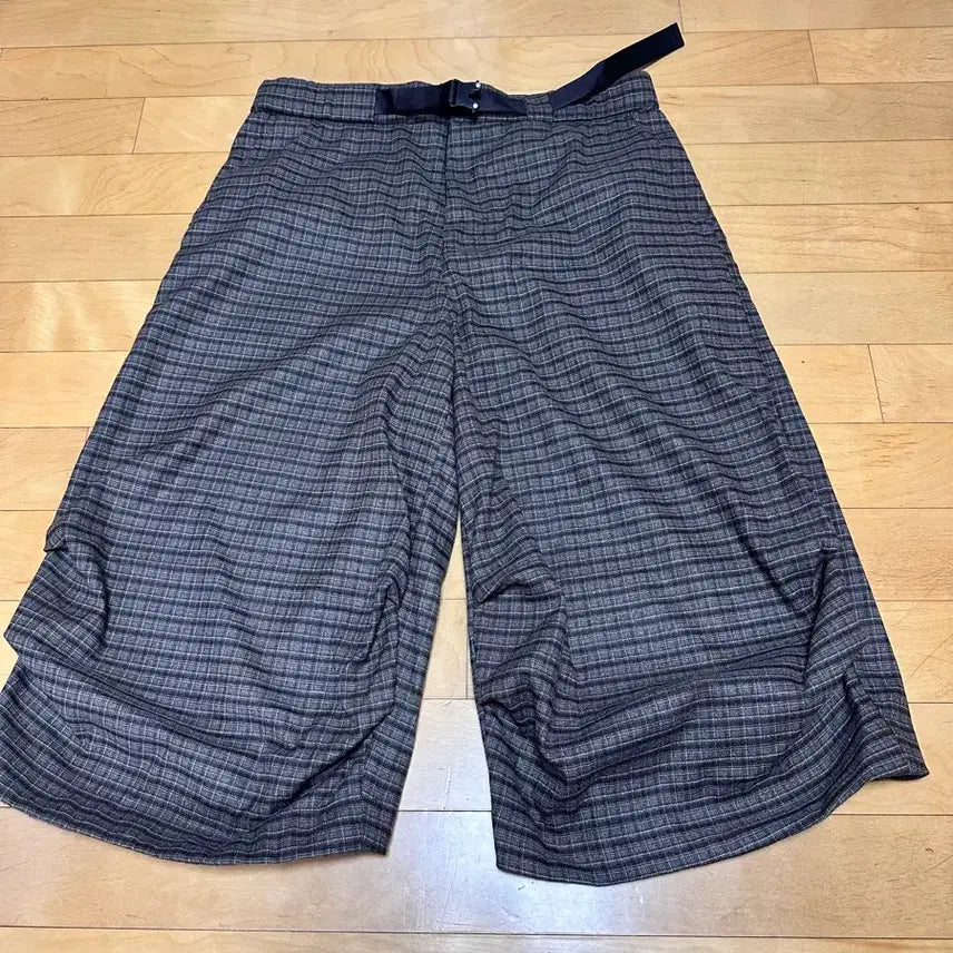 [BUNJANG] LEHAVER Bermuda Pants M Size / 르아브 버뮤다 팬츠 M사이즈