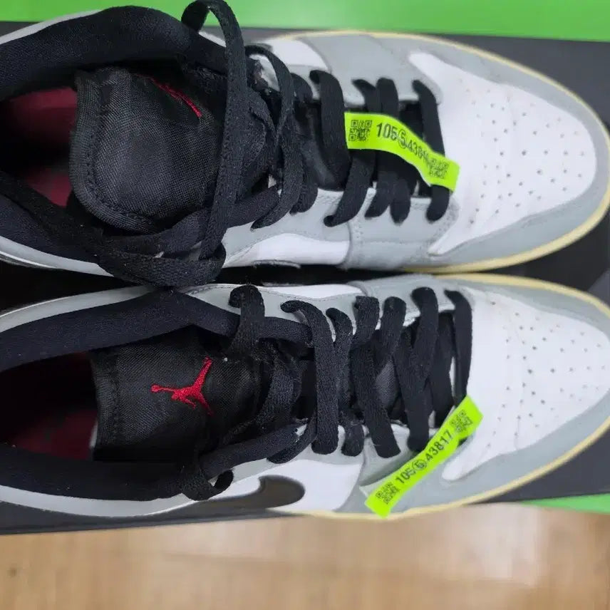 [BUNJANG] Air Jordan 1 Low Light Smoke Grey Sneakers (Size 280) / 조던1 로우 라이트 스모크 그레이 280