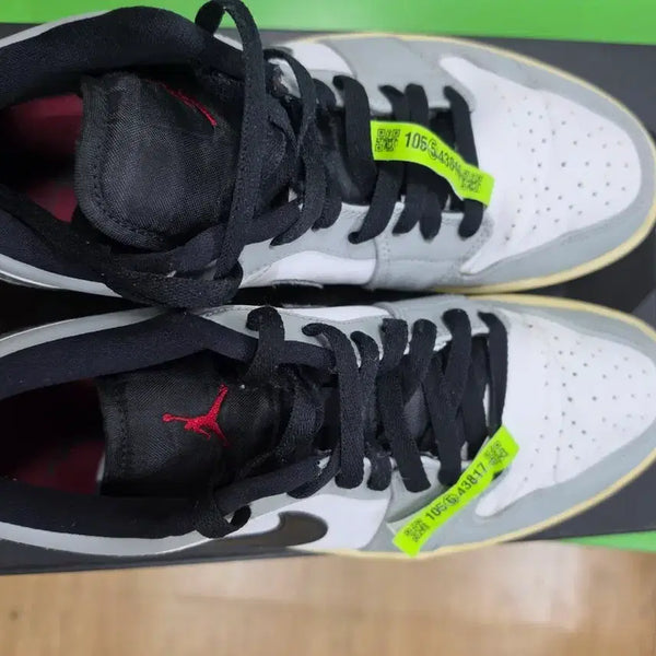 [BUNJANG] Air Jordan 1 Low Light Smoke Grey Sneakers (Size 280) / 조던1 로우 라이트 스모크 그레이 280