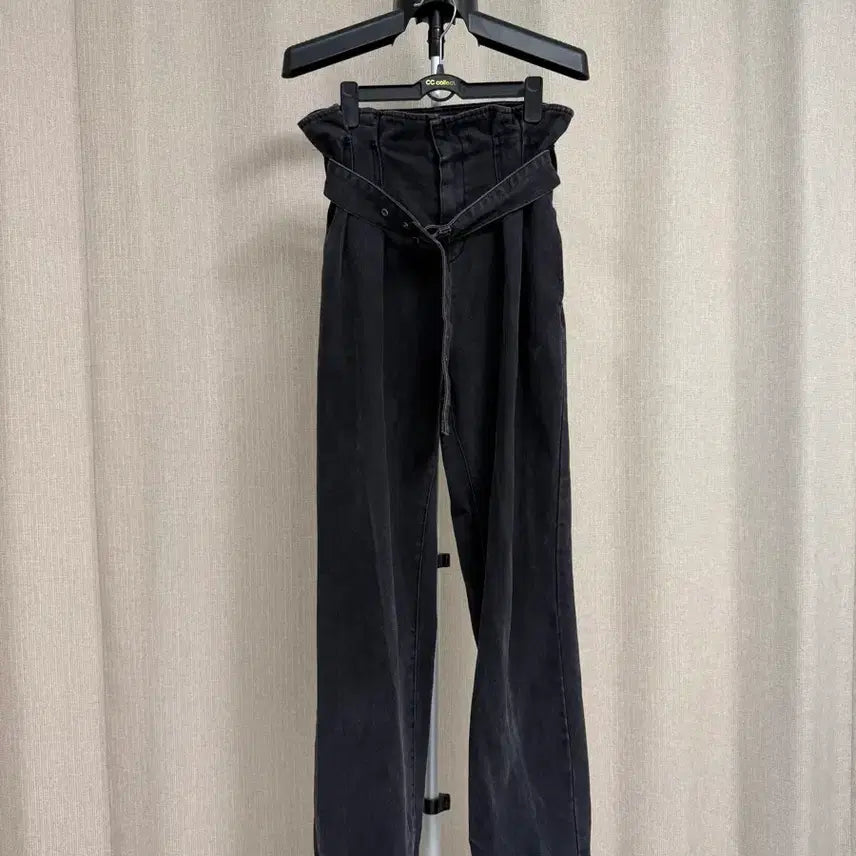 [BUNJANG] JULL-LOG Jogger Pants (Size M) / JULL-LOG 졸로그 팬츠 M
