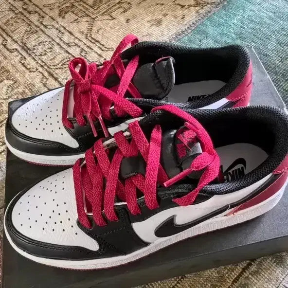 [BUNJANG] Jordan Air Jordan 1 Leather Comfort GS Low-Top Basketball Shoes / 조던에어 JORDAN1 레더 컴포트 GS 미끄럼 방지 내마모성 로우탑 농구화
