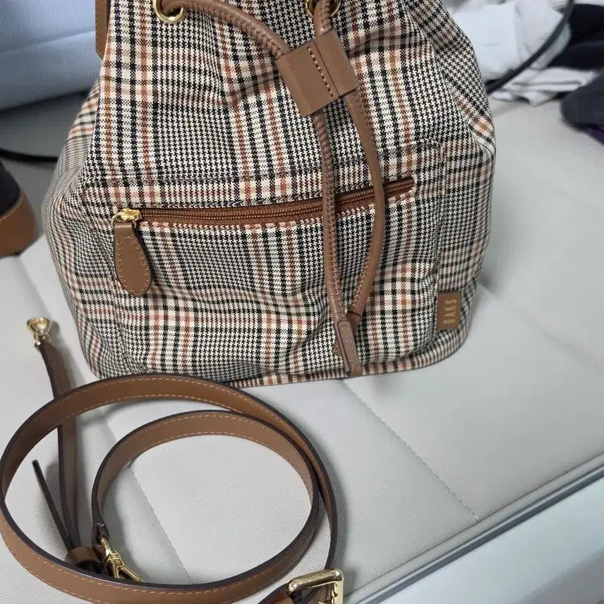 [BUNJANG] Daks Check Shoulder Bag Brown / 닥스 체크 숄더백 브라운