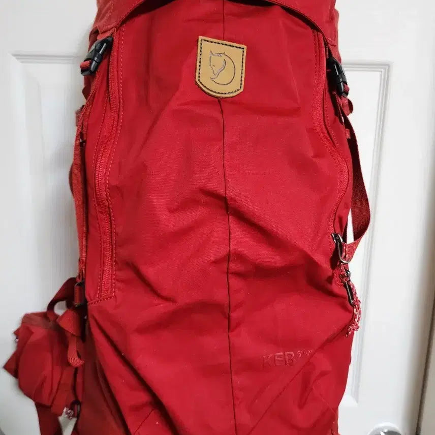 [BUNJANG] Fjallraven KEB 52L Burgundy Backpack / 피엘라벤 KEB 52W 버건디